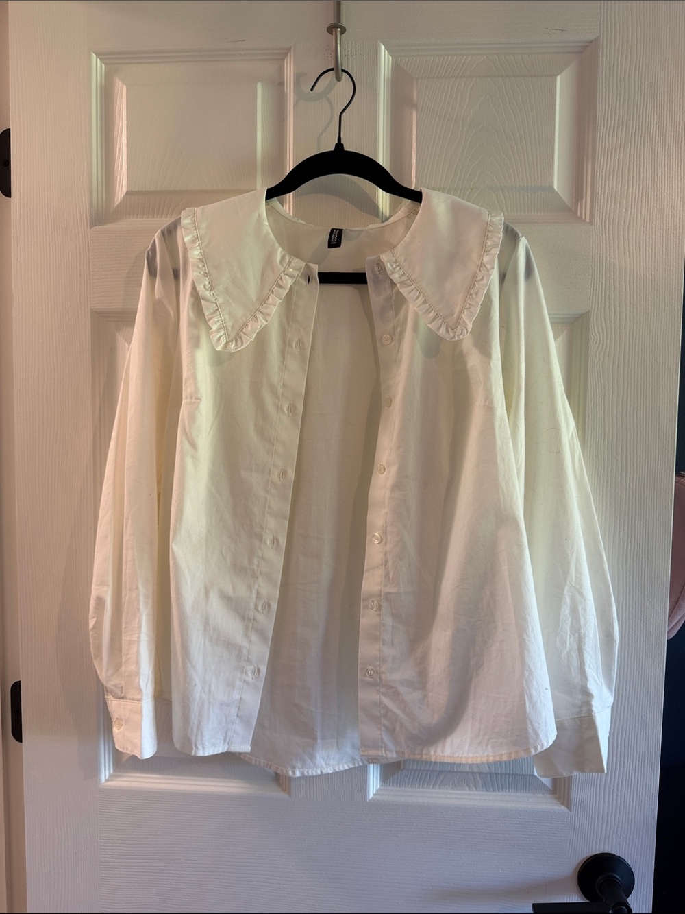 H&M White Ruffle Collar Button-Down Shirt